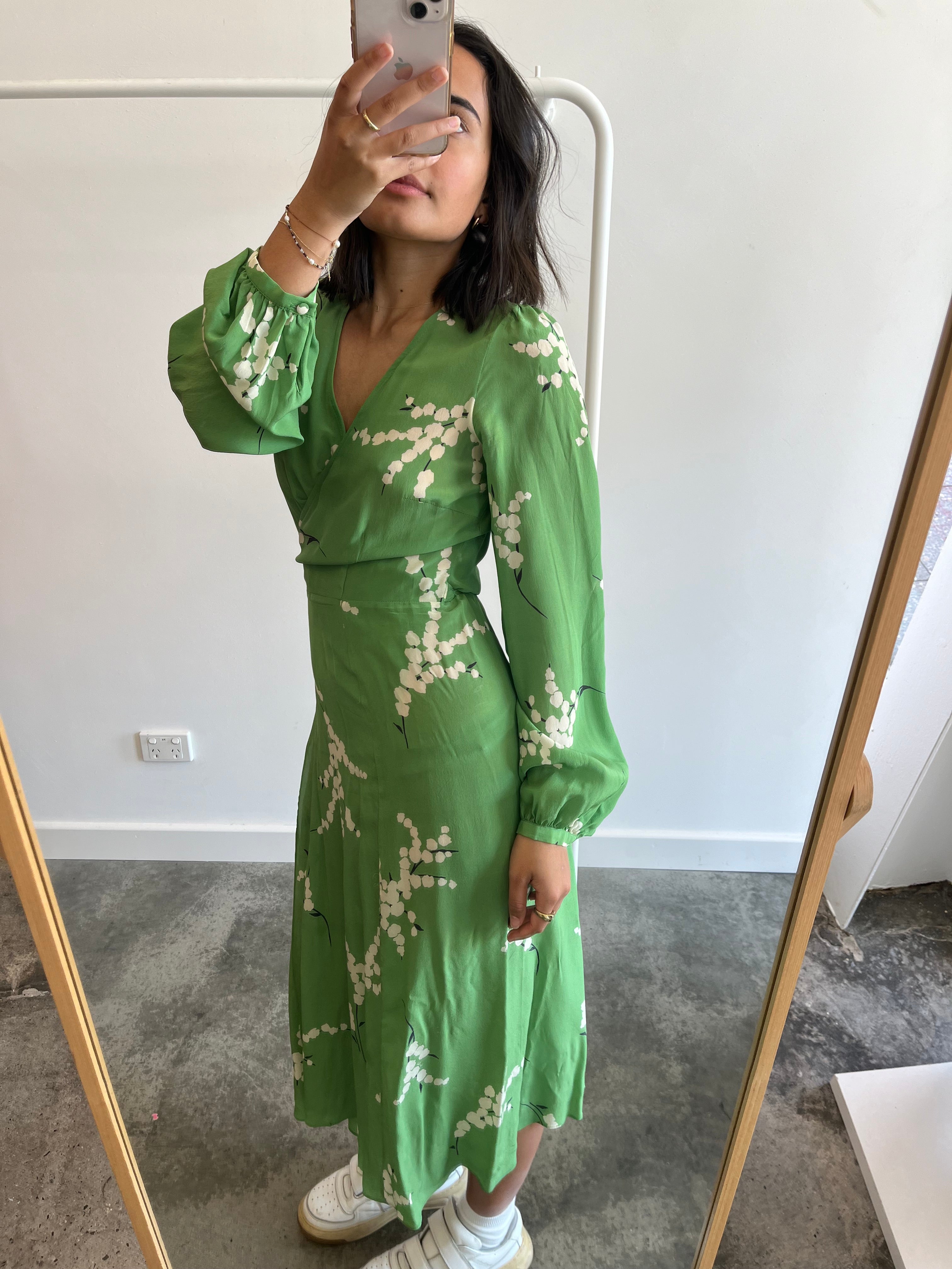 Realisation Violette Summer Loving green midi dress – STYLE ME PEACHY