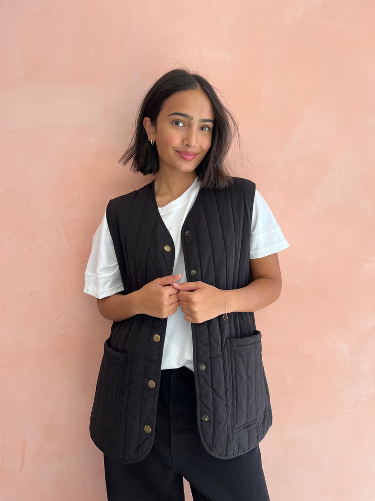 Mae Vest- Black